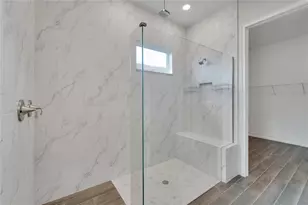 2318 5th St E, Palmetto, FL 34221 - Photo 28