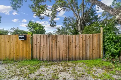 711 Smith Street, Clearwater, FL 33756 - Photo 22