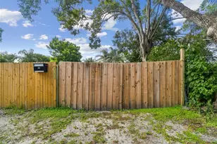 711 Smith St, Clearwater, FL 33756 - Photo 22