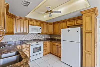 150 Belleview Boulevard #507, Belleair, FL 33756 - Photo 10