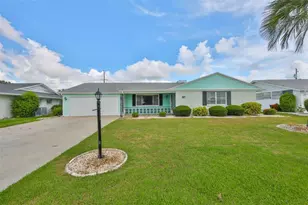 823 Fox Hills Dr, Sun City Center, FL 33573 - Photo 1