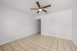 1407 Taft Ave, Clearwater, FL 33755 - Photo 6
