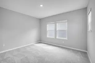 1690 Trailhead Ln, Zephyrhills, FL 33541 - Photo 16