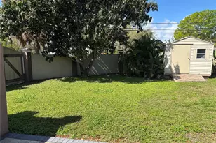 999 38th Ave NE, Saint Petersburg, FL 33704 - Photo 46