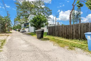 2026 Burlington Ave N, Saint Petersburg, FL 33713 - Photo 32