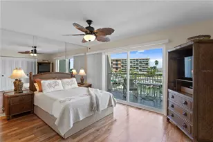 12586 Capri Cir N, Treasure Island, FL 33706 - Photo 26