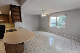 7338 Foxbloom Dr, Port Richey, FL 34668 - Photo 10