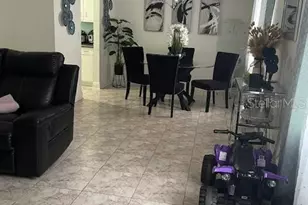 9110 Tudor Dr, Tampa, FL 33615 - Photo 10