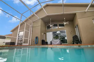 10327 Meadow Crossing Dr, Tampa, FL 33647 - Photo 26