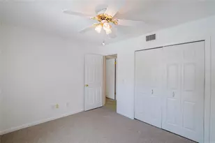 10604 Carrollbrook Ln, Tampa, FL 33618 - Photo 28