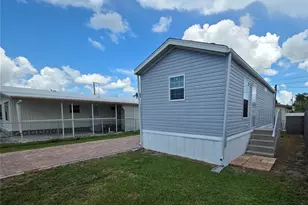 1109 49th Ave Dr W, Bradenton, FL 34207 - Photo 6
