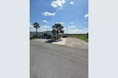 4669 W Palm Drive, Bowling Green, FL 33834 - Photo 1