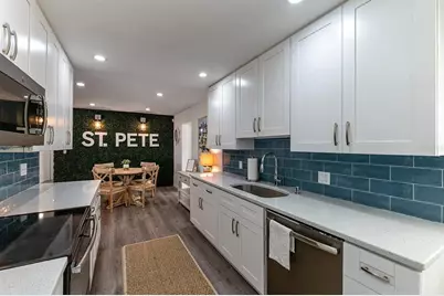 333 66th Street N, Saint Petersburg, FL 33710 - Photo 12