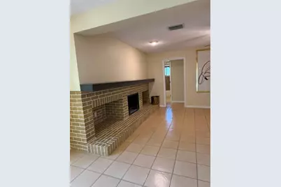 1390 Ventnor Avenue, Tarpon Springs, FL 34689 - Photo 10