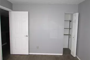 12715 Raeburn Way, Tampa, FL 33624 - Photo 8