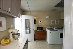 1011 E Crenshaw St, Tampa, FL 33604 - Photo 28