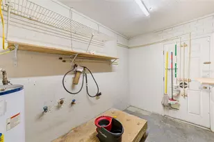 4707 E Temple Heights Rd, Tampa, FL 33617 - Photo 26