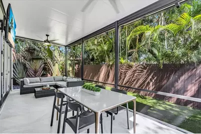 4251 W Roland Street, Tampa, FL 33609 - Photo 20