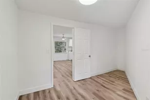 9404 N Mulberry St, Tampa, FL 33612 - Photo 26