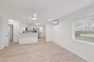 9404 N Mulberry St, Tampa, FL 33612 - Photo 4