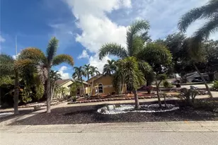 8949 106th Ave, Seminole, FL 33777 - Photo 1