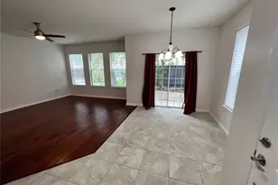 546 52nd Ave N, Saint Petersburg, FL 33703 - Photo 6