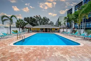 1000 Cove Cay Dr, Clearwater, FL 33760 - Photo 30