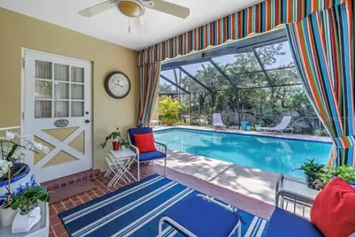 8229 22nd Avenue N, Saint Petersburg, FL 33710 - Photo 6