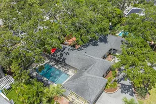 8229 22nd Ave N, Saint Petersburg, FL 33710 - Photo 48