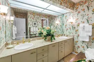 8229 22nd Ave N, Saint Petersburg, FL 33710 - Photo 34