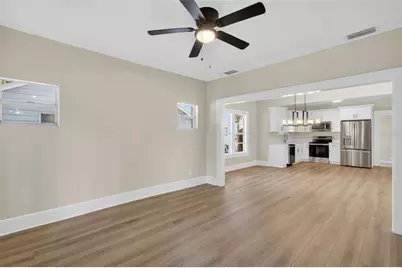 1240 James Avenue S, Saint Petersburg, FL 33705 - Photo 16