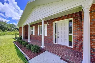 1405 Knights Griffin Rd, Plant City, FL 33565 - Photo 12