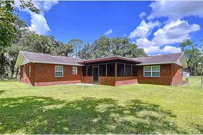 1405 Knights Griffin Road, Plant City, FL 33565 - Photo 4