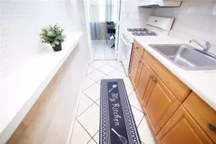 5810 21st St N, Saint Petersburg, FL 33714 - Photo 8