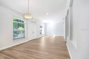 14826 Heronglen Dr, Lithia, FL 33547 - Photo 2