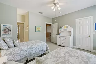 3416 Heards Ferry Dr, Tampa, FL 33618 - Photo 38