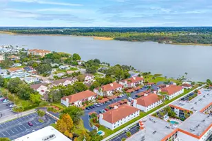 10600 Village Dr, Seminole, FL 33772 - Photo 2