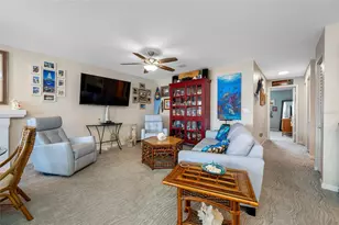 10600 Village Dr, Seminole, FL 33772 - Photo 16