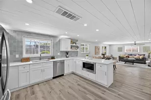635 Jamaica Cir E, Apollo Beach, FL 33572 - Photo 18