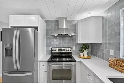 635 Jamaica Circle E, Apollo Beach, FL 33572 - Photo 22