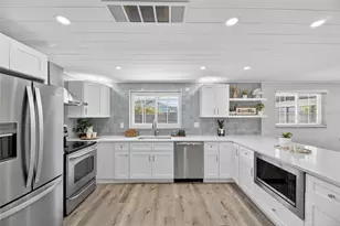 635 Jamaica Cir E, Apollo Beach, FL 33572 - Photo 14