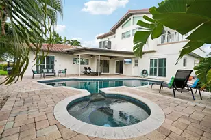 2085 Massachusetts Ave NE, Saint Petersburg, FL 33703 - Photo 36