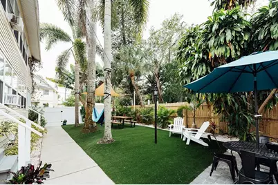 809 10th Avenue N #1, Saint Petersburg, FL 33701 - Photo 1