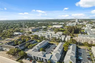 4821 W McElroy Ave, Tampa, FL 33611 - Photo 44