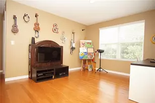 9726 Troncais Cir, Thonotosassa, FL 33592 - Photo 22