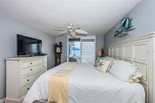 6105 Bahia Del Mar Cir, Saint Petersburg, FL 33715 - Photo 28