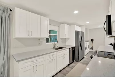 3706 Mistwood Drive, Tampa, FL 33619 - Photo 10