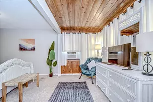 5437 Delette Ave S, Gulfport, FL 33707 - Photo 6