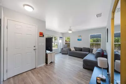 3835 18th Avenue S, Saint Petersburg, FL 33711 - Photo 6