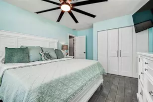 725 Sunset Cove, Madeira Beach, FL 33708 - Photo 10